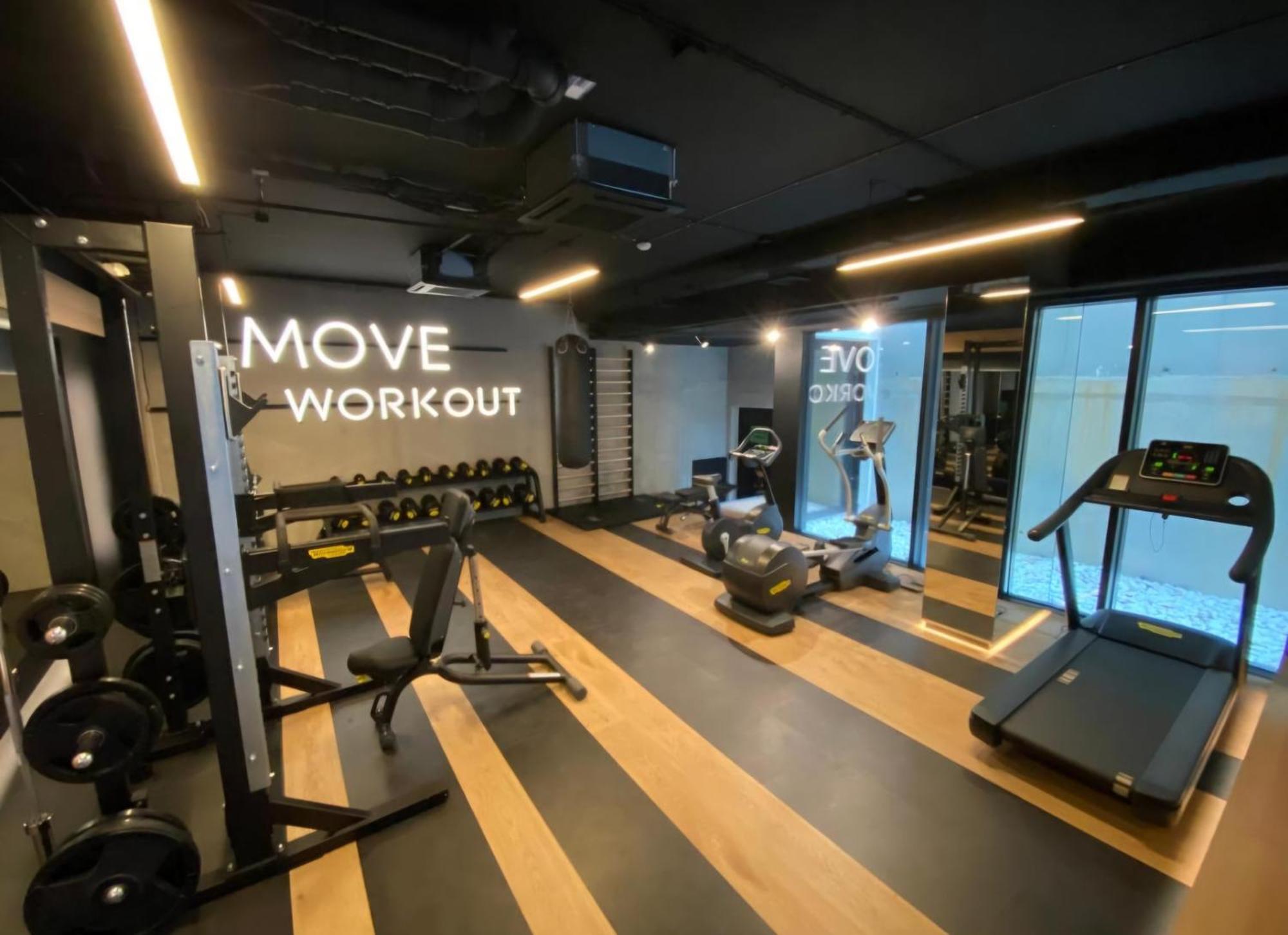 Deluxe Industrial Free Parking, Swimming Pool, Sauna & Gym Krakau