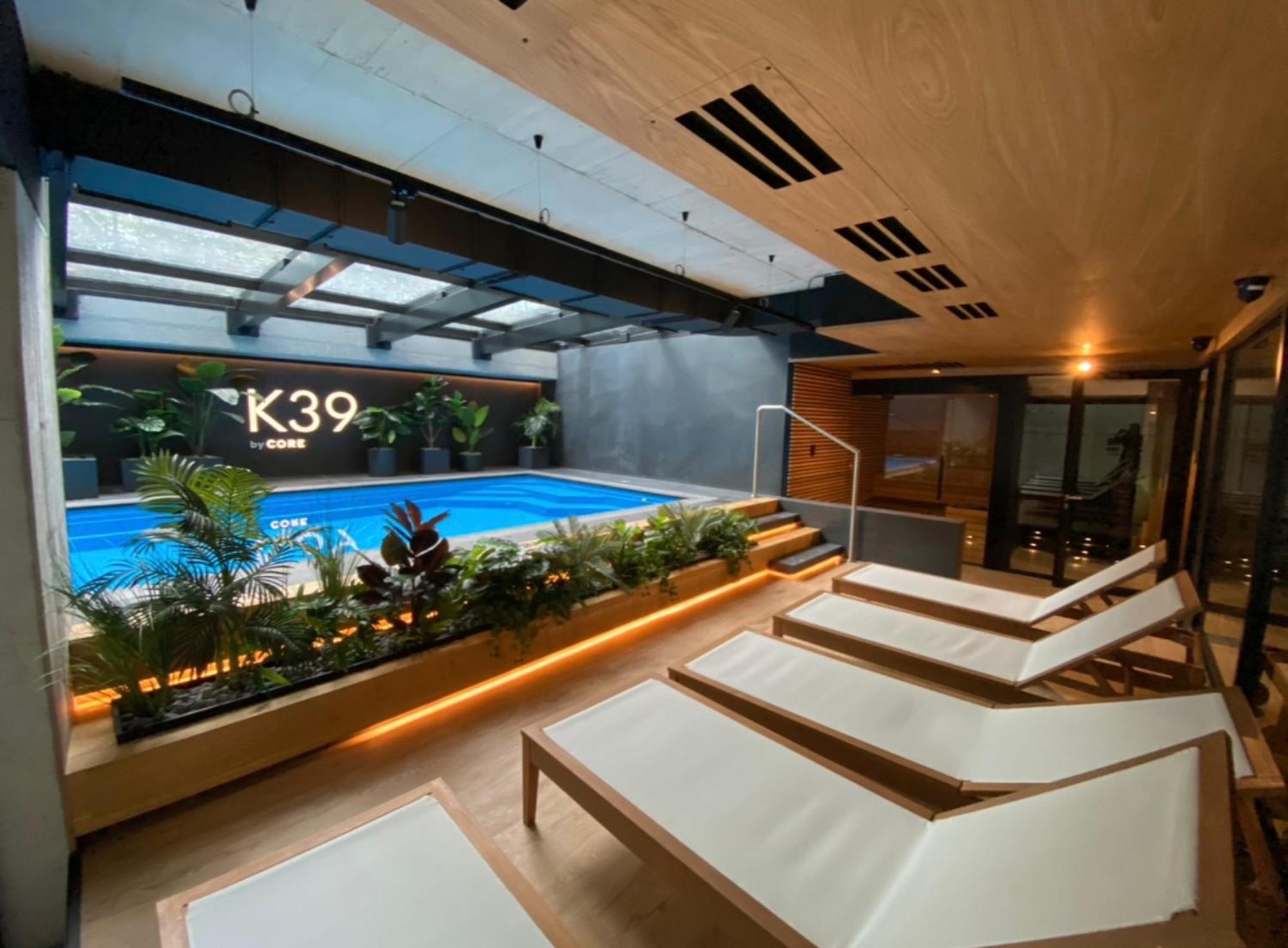 Apartment Deluxe Industrial Free Parking, Swimming Pool, Sauna & Gym Krakau